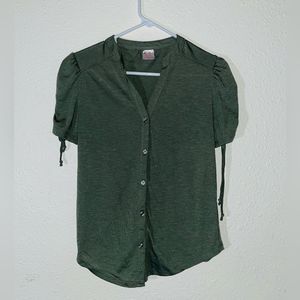 ✅No Boundaries Button Up Blouse